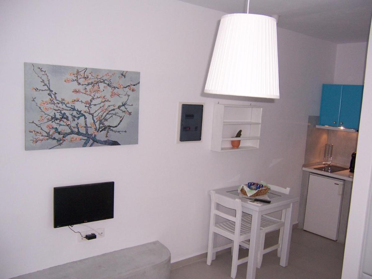 Drouga'S Studios & Suites Astypalaia Greece Livadi  エクステリア 写真